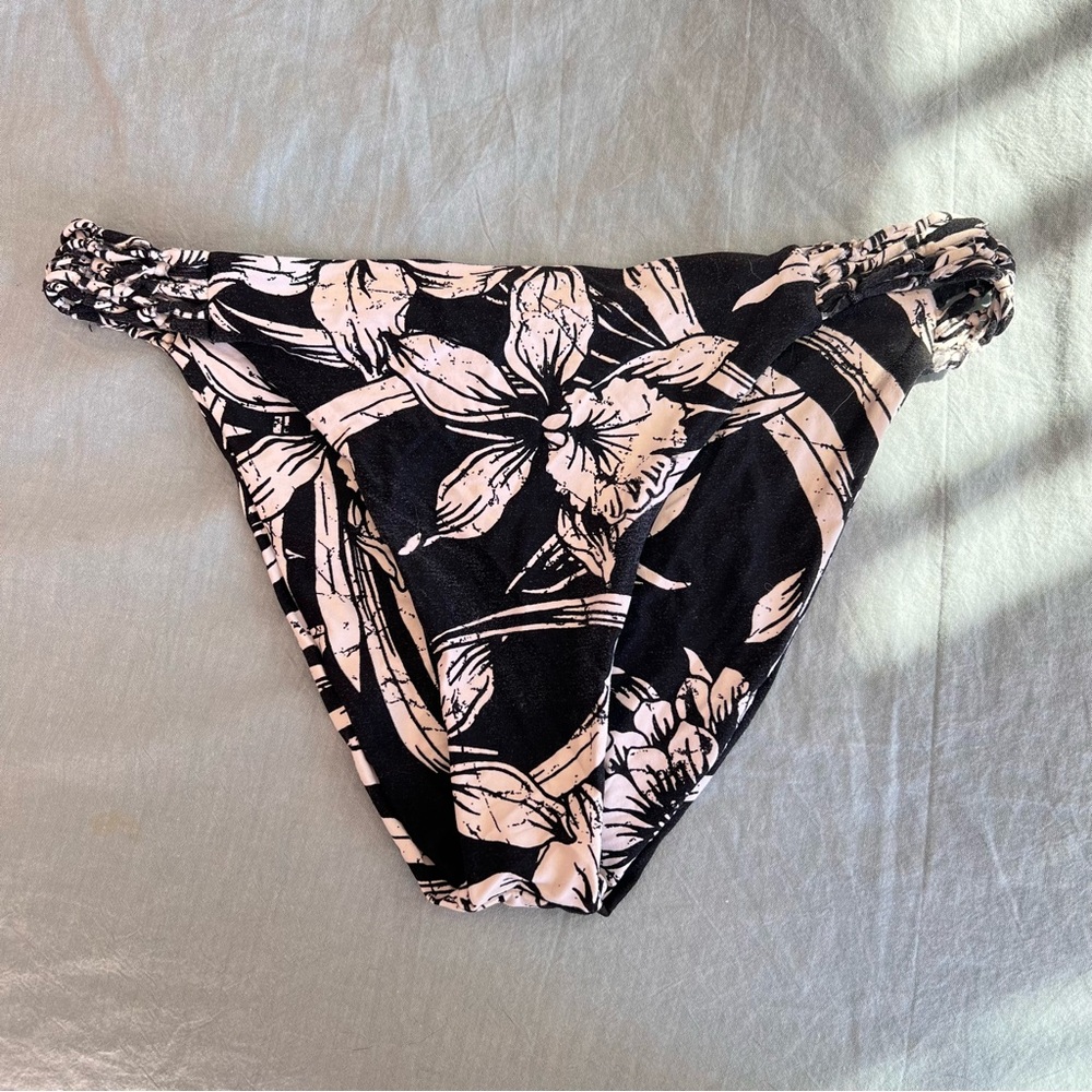 Billabong Black Floral Bikini Bottoms with Stretch Fabric